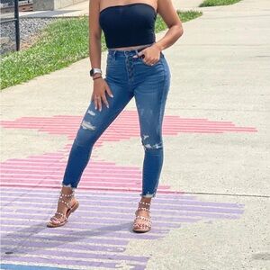 Abercrombie & Fitch Women's Dark Blue Skinny Jeans